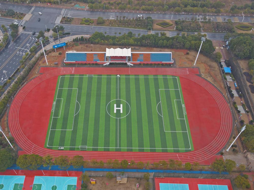 江西飞行学院，威腾免填充草坪场地